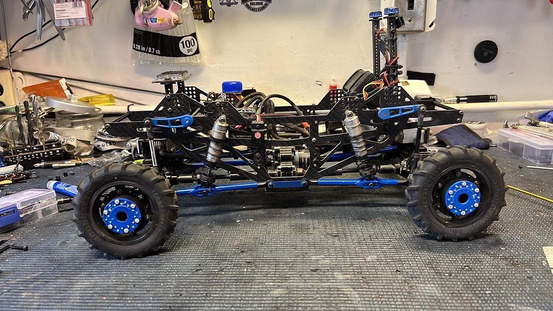 BMRC-PM - PeaceMaker Carbon Fiber Chassis image 7