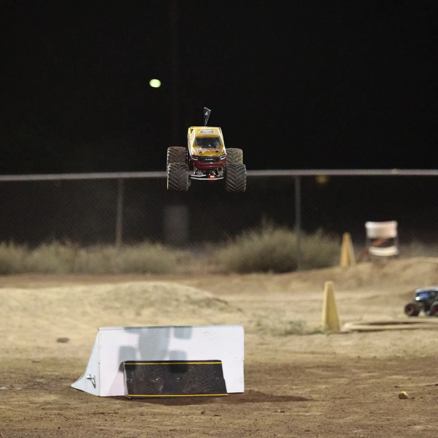 BMRC-PM - PeaceMaker Carbon Fiber Chassis image 12